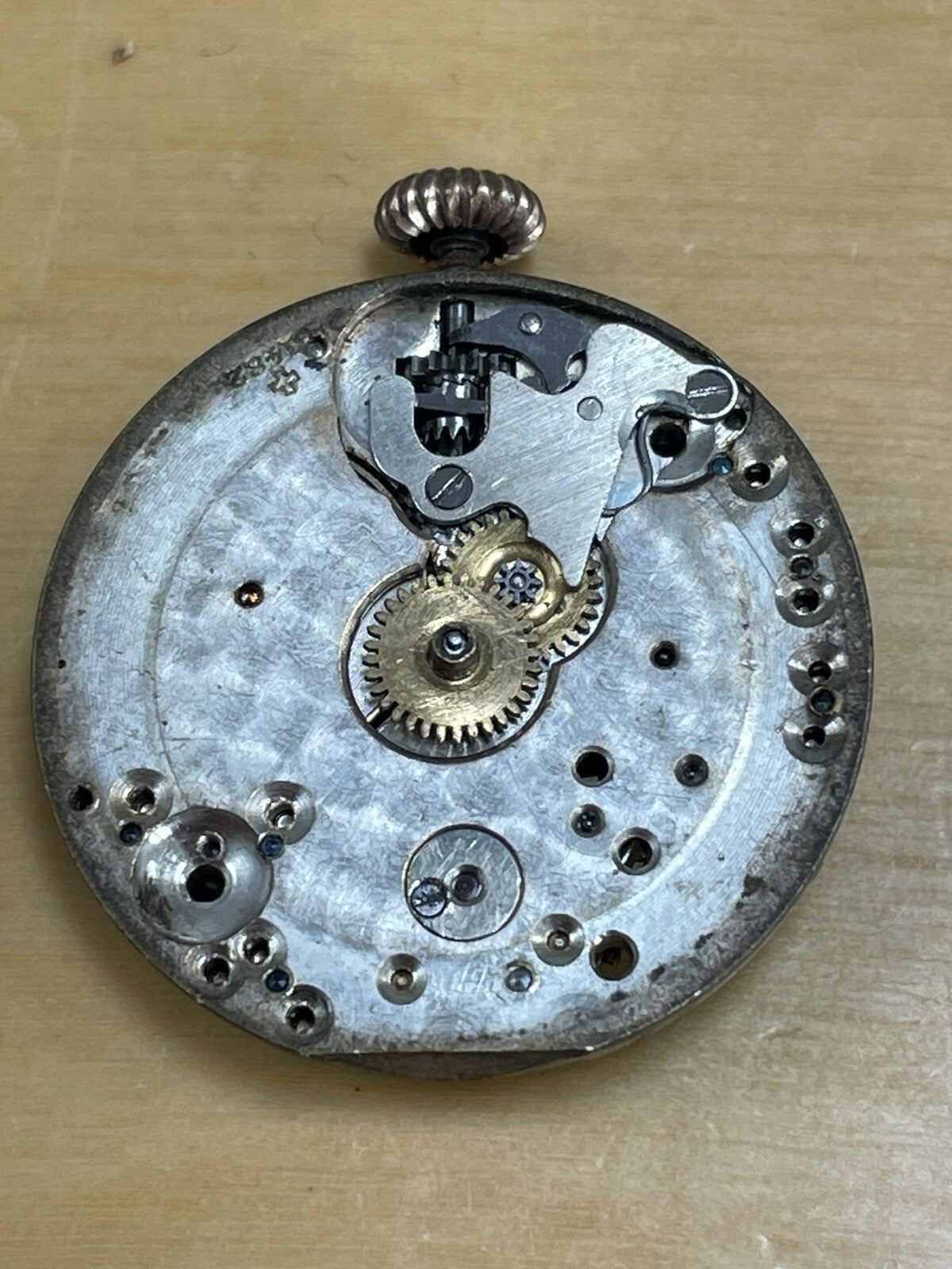 Early FHF Trench Watch Movement 10.5 Ligne Good Balance Ref R1