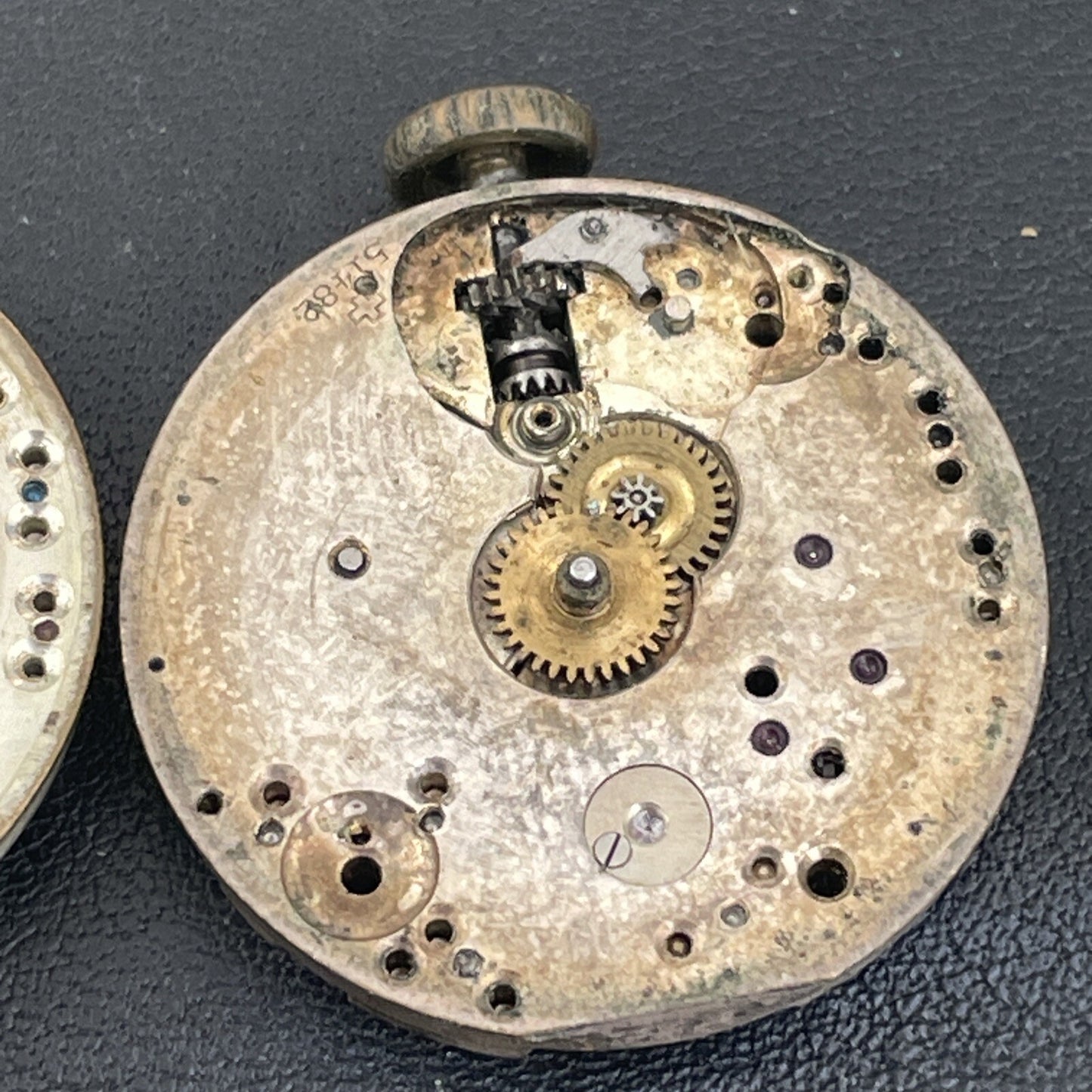 2 Pieces Early Font Robert 10.5 Ligne Movements Ref P20