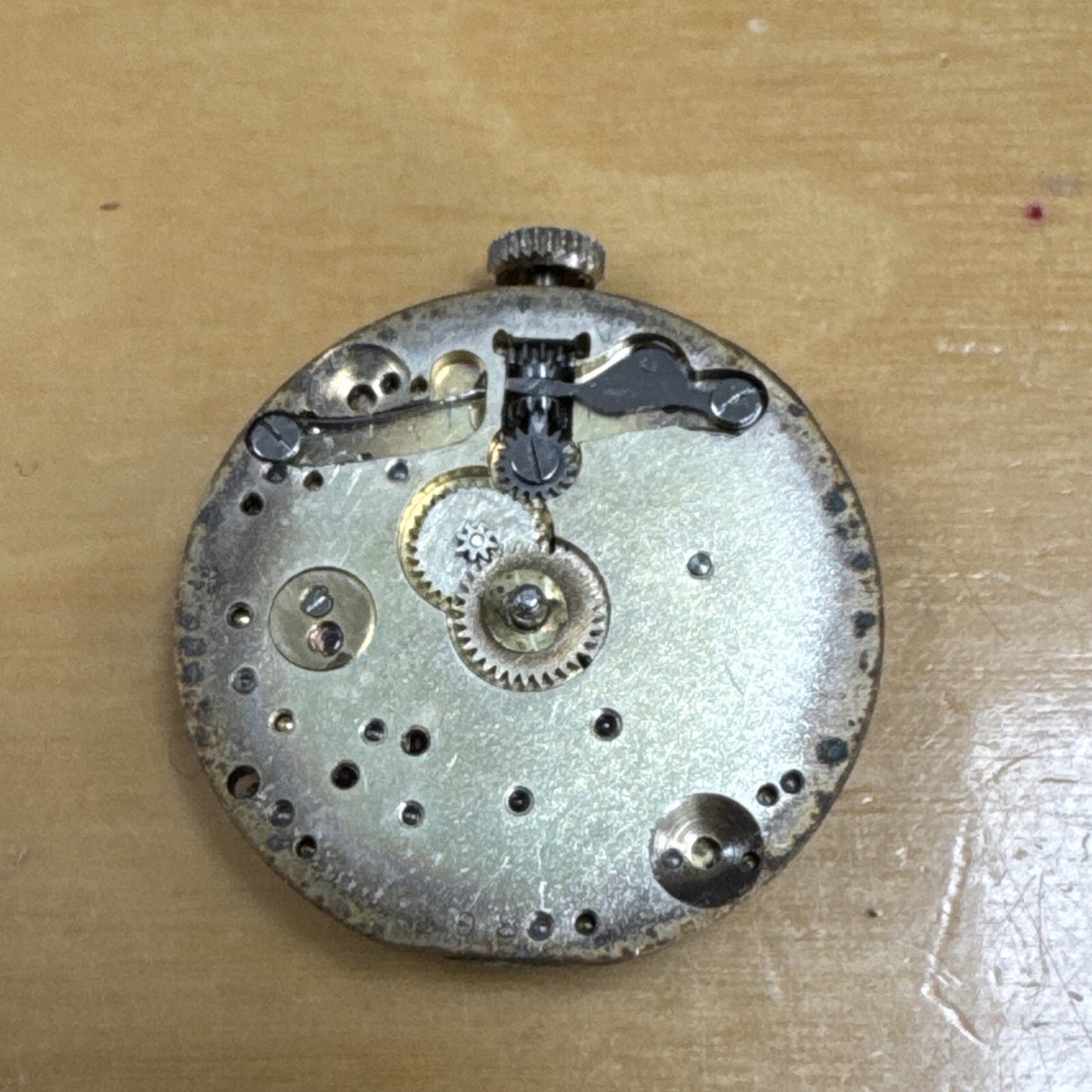 Stauffer Signed 10.5 Ligne Movement For Parts Ref N107