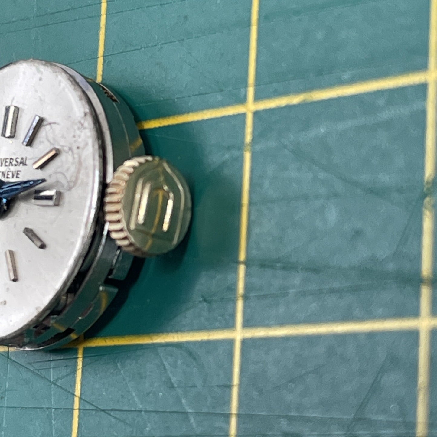 Universal Geneve Full Movement Non Runner Ok Balance Ref F31