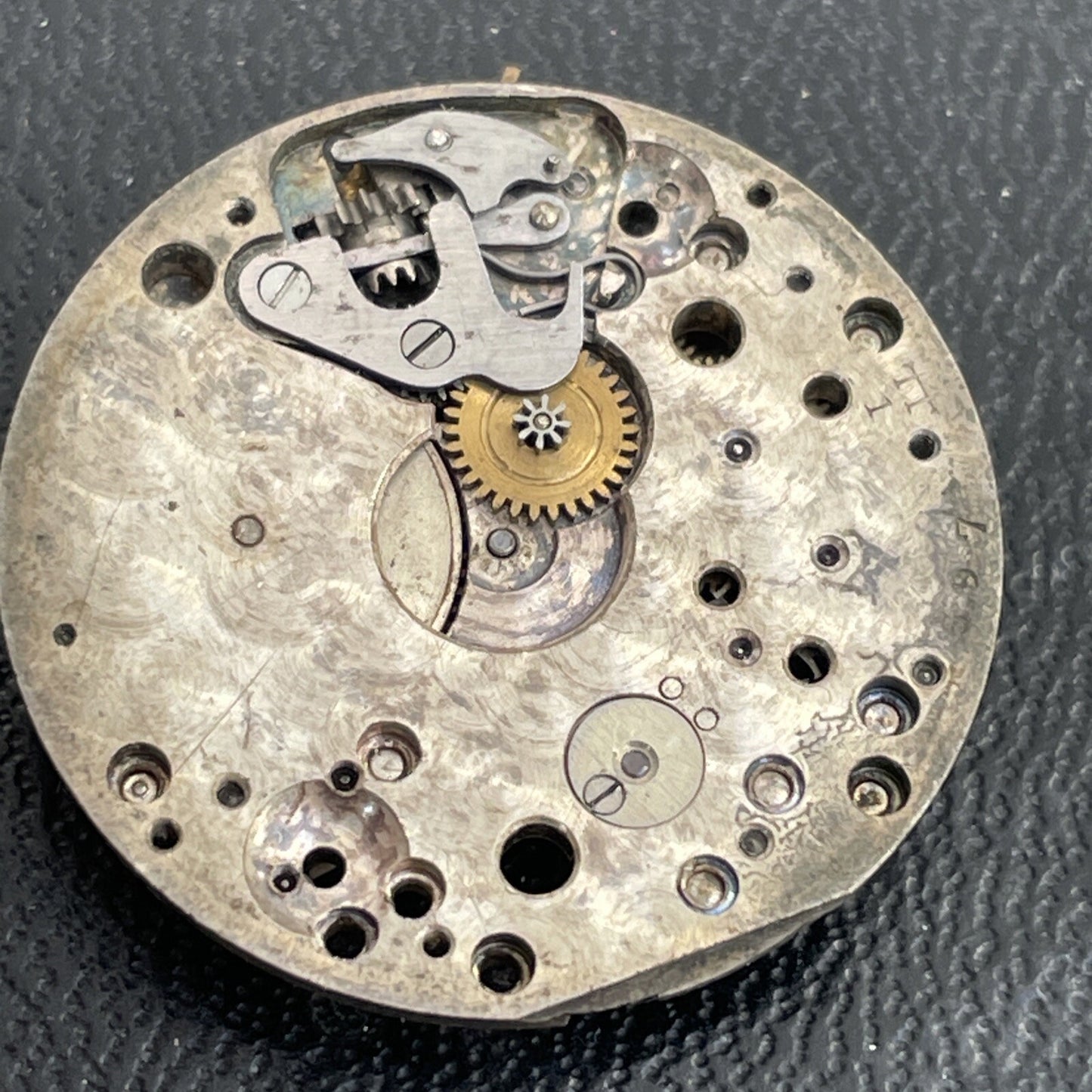 FHF 1146 Movement 10.5’’’ 23.4mm Ref R21