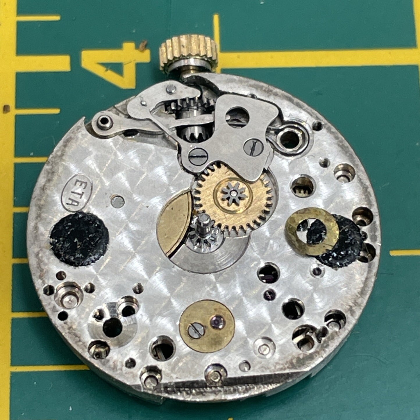 ETA 9.75 Ligne Full Watch Movement Ticking For Spares Repair S24