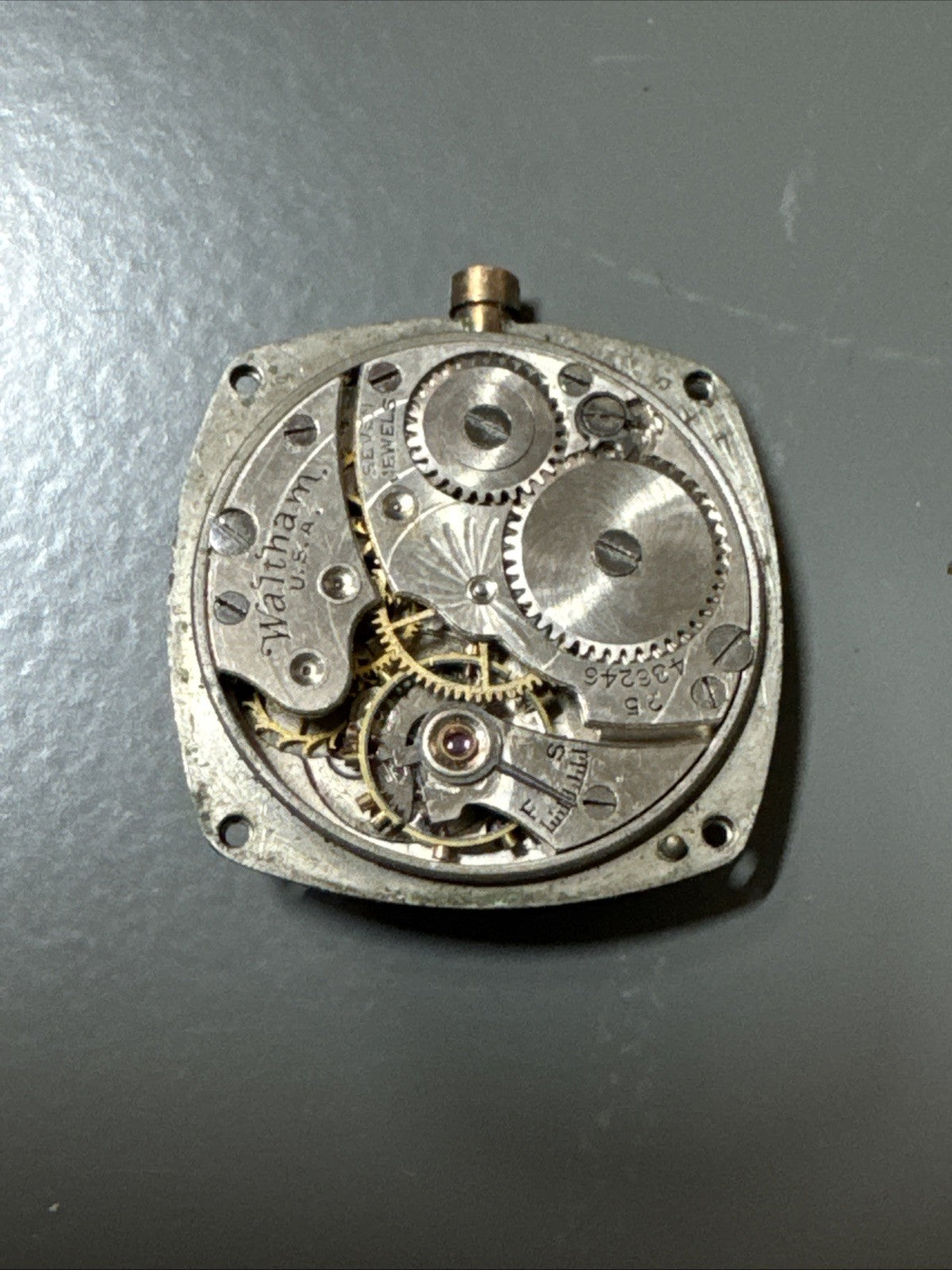 Waltham Movement Grade 461 Model L-10 Ref LG16-3