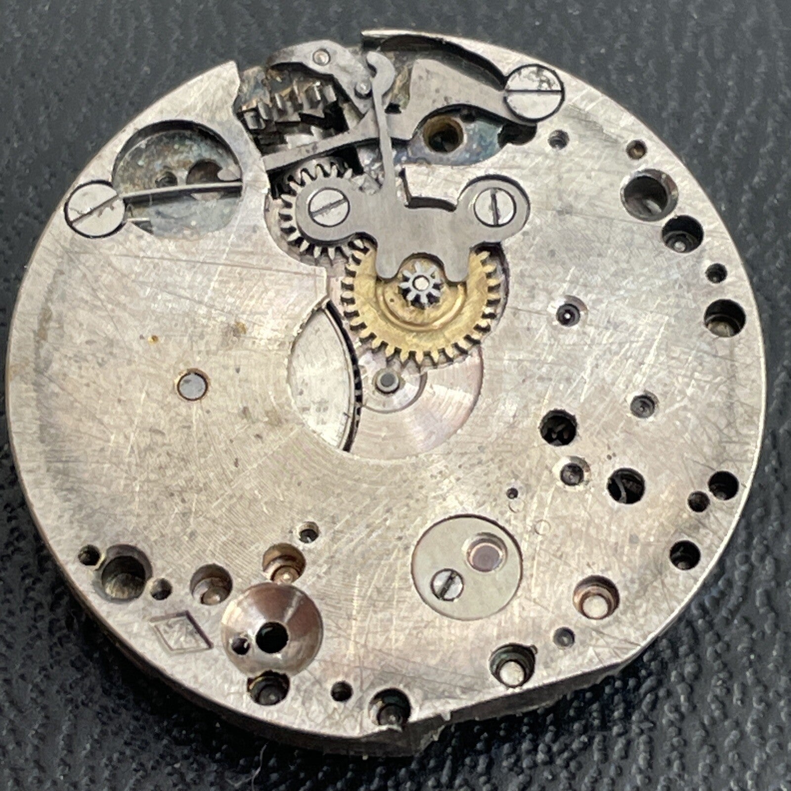 Manzoni 10.5 Ligne  Movement OK Balance Ref R23