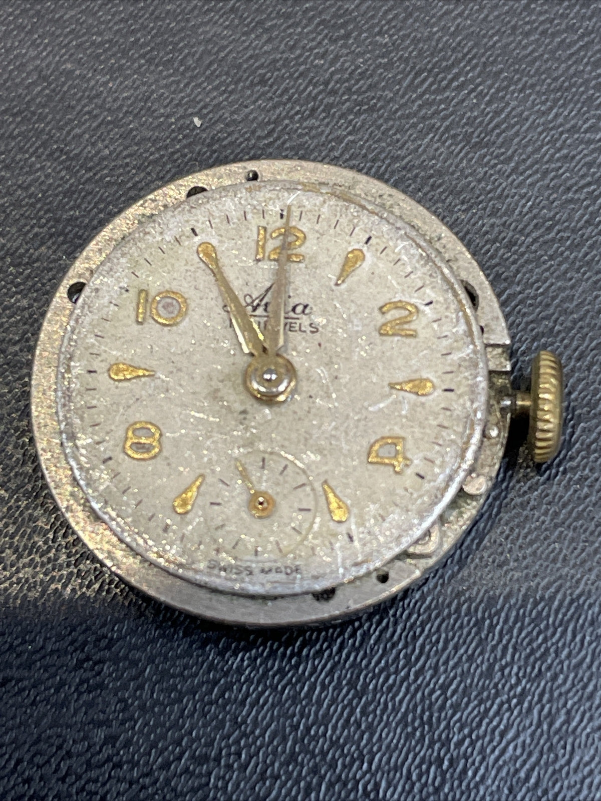 Derby 40 Full Movement  Ref M15