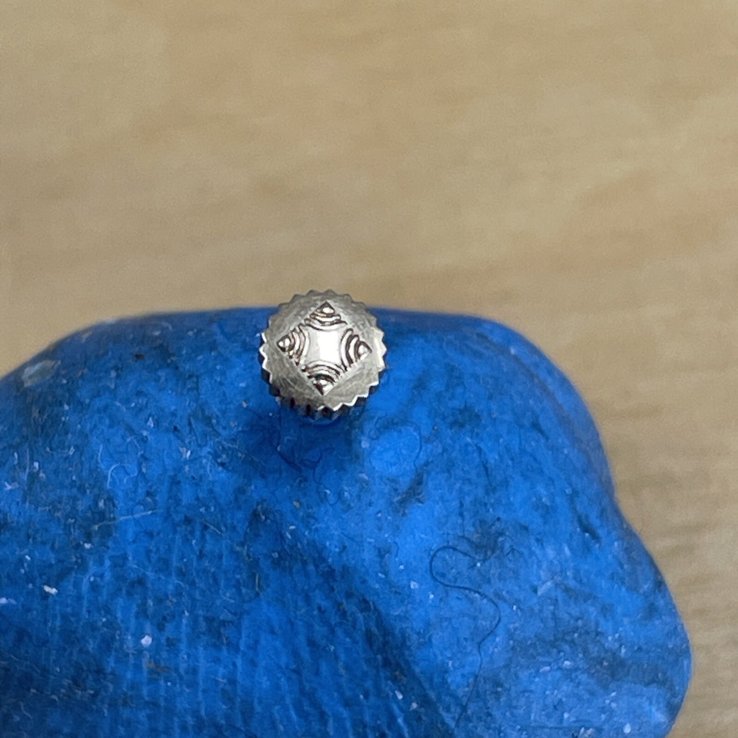 Ladies Zenith Movement With Signed Crown Ref R14