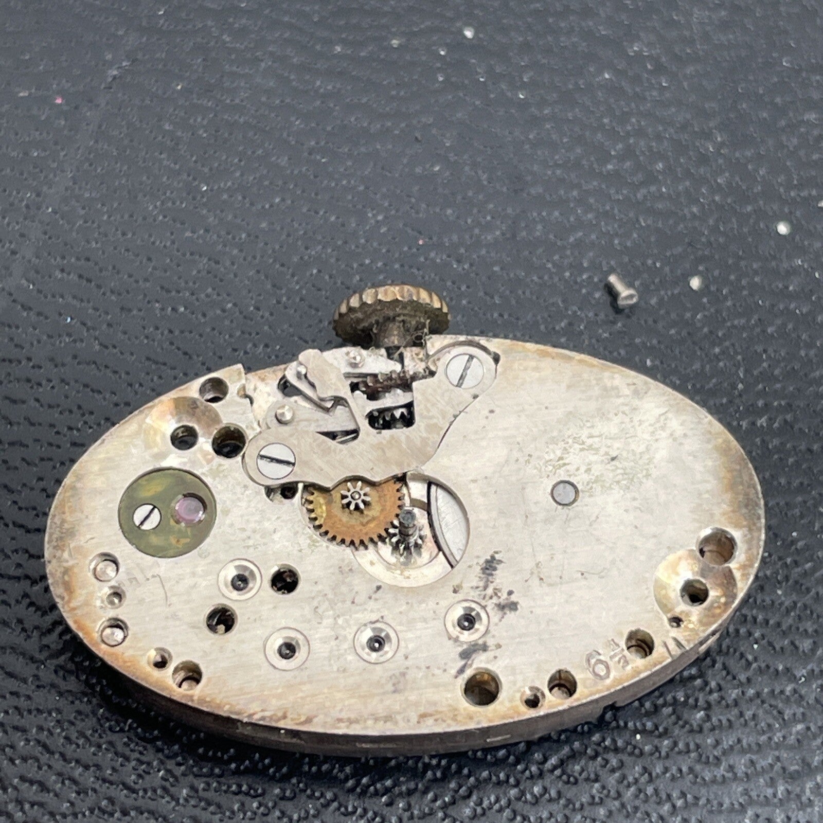 Buren 385 6.75 X 11 Ligne Partial Movement Ref Q20