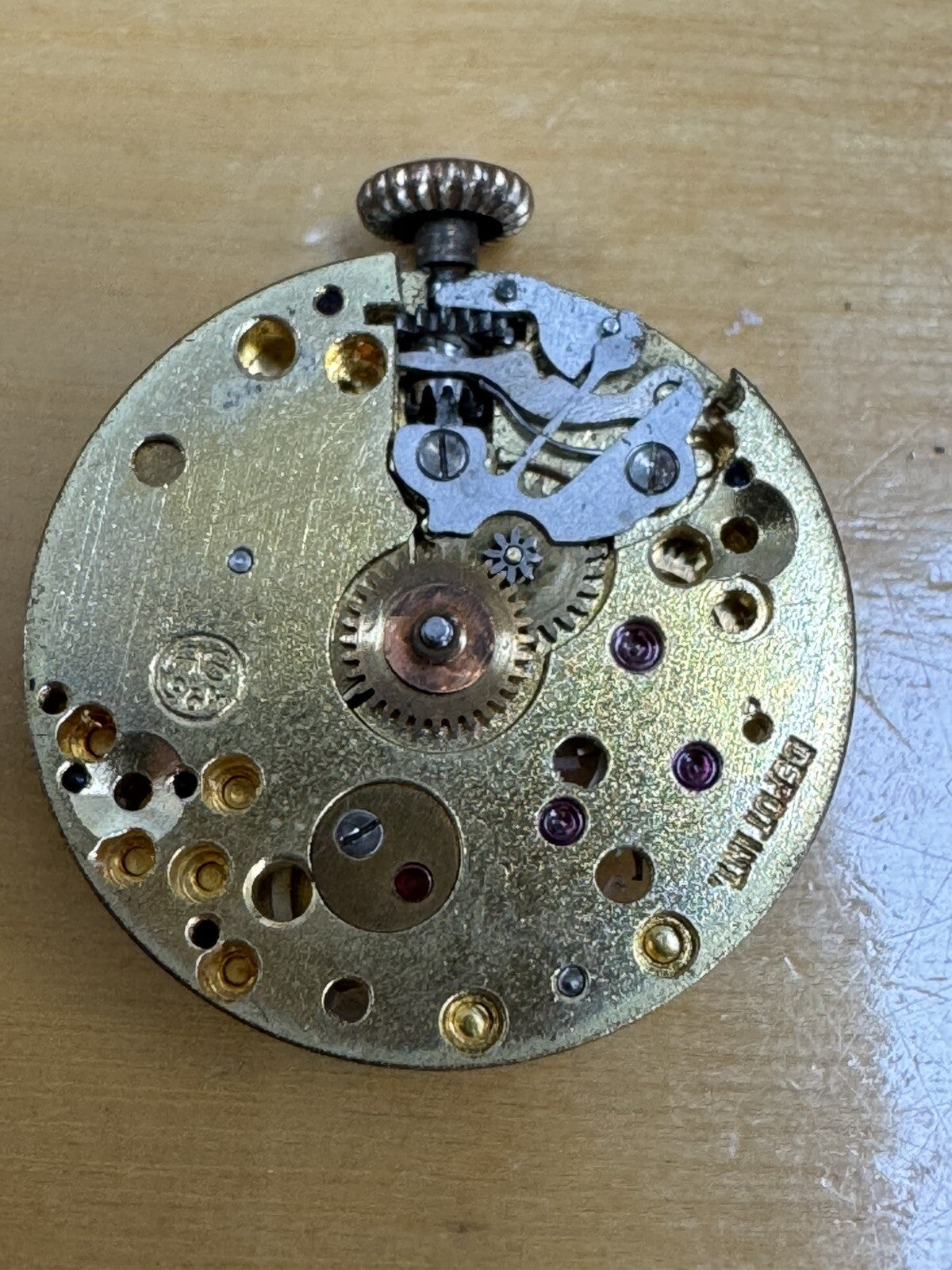 AS 964 Movement Ticking / Stopping