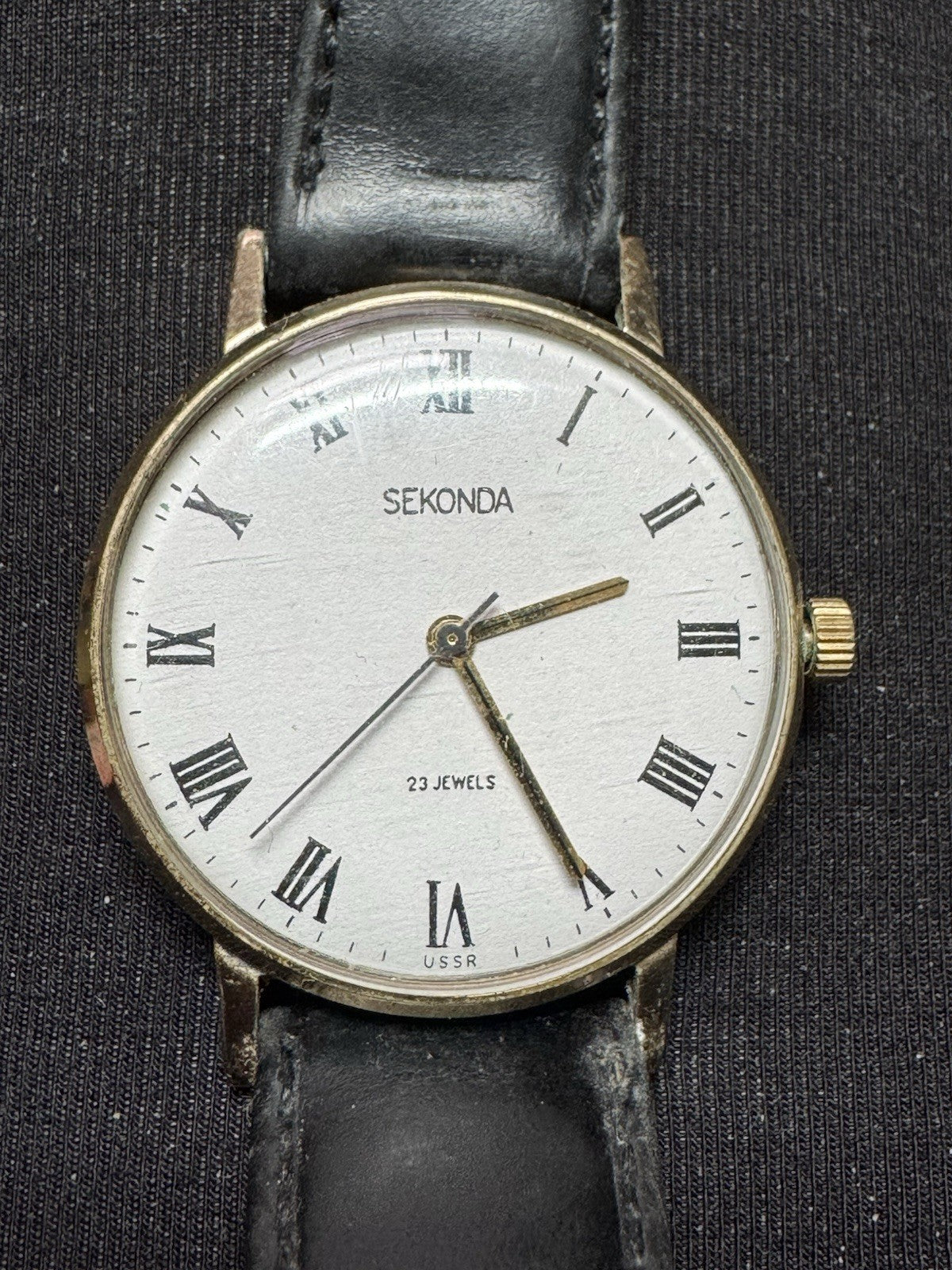 Vintage Sekonda Gold Plated Dress Watch 35mm Running