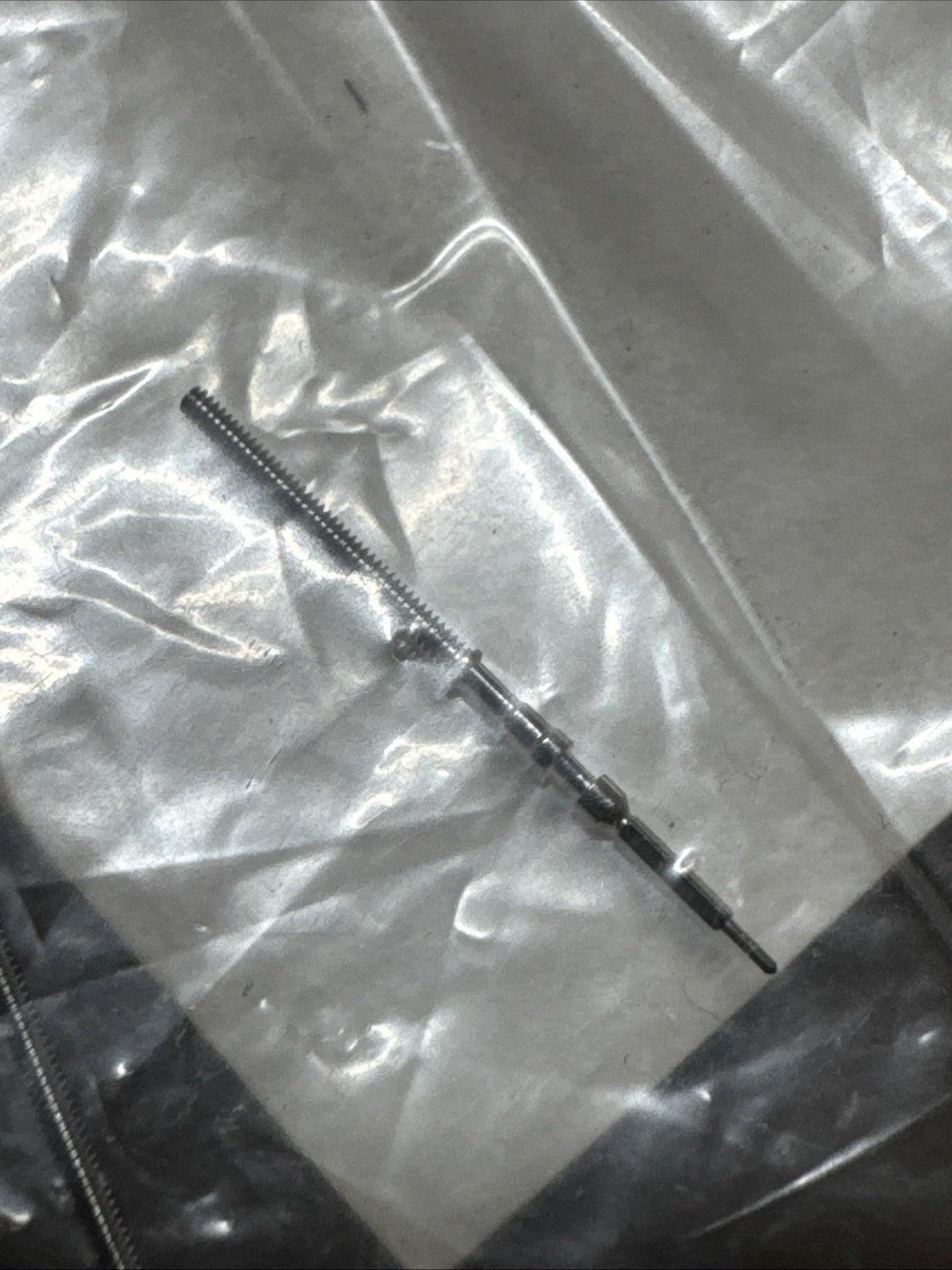 NOS OEM Winding Stem Seiko 7005 Ref R67