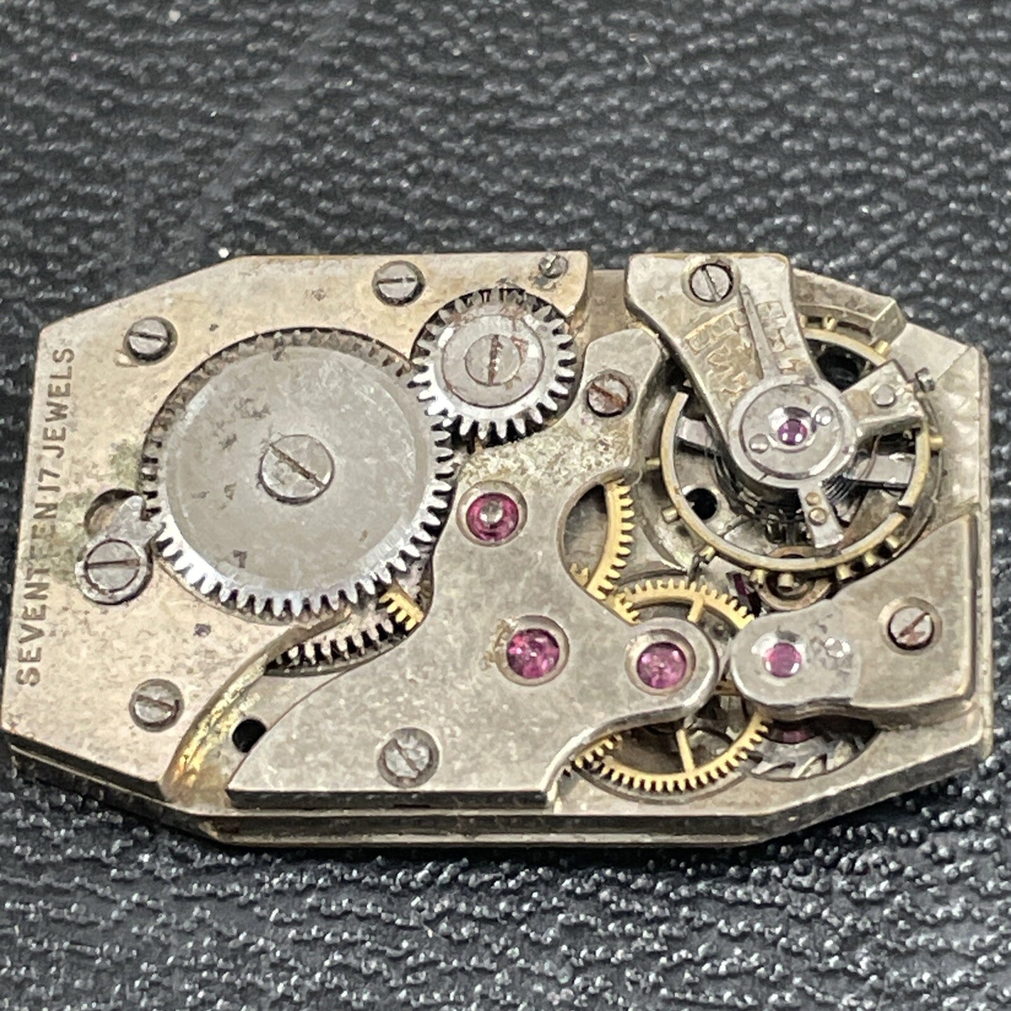 Felsa 60 - 66 (?) 25 X 15.5mm Movement Stiff Balance Ref Q51