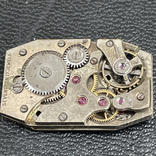 Felsa 60 - 66 (?) 25 X 15.5mm Movement Stiff Balance Ref Q51