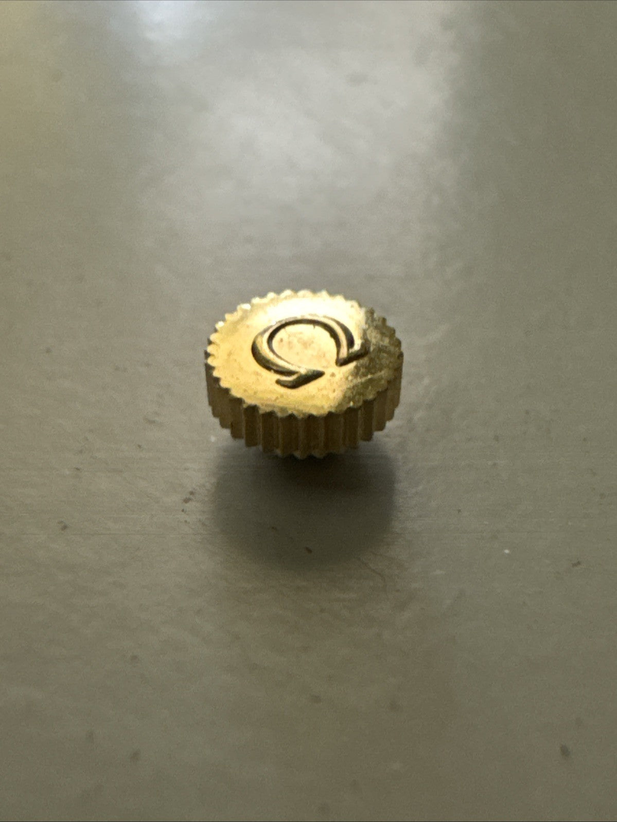 NOS Omega Gilt Winding  Crown Dust proof 4.30mm 0.9mm Thread Ref C57