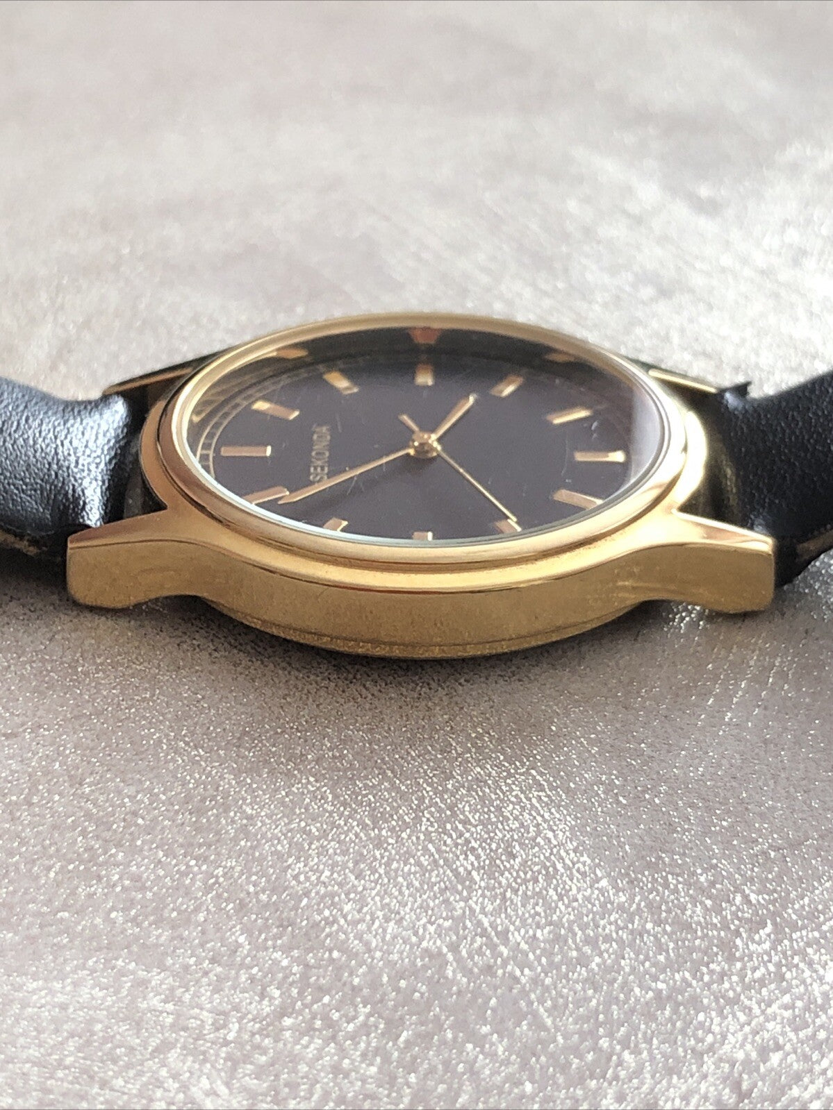 Men’s Sekonda Quartz Watch Running.