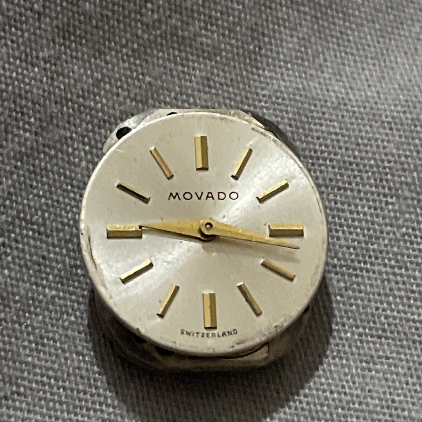 Movado 46  (Universal Geneve 400) Movement For Parts  H30