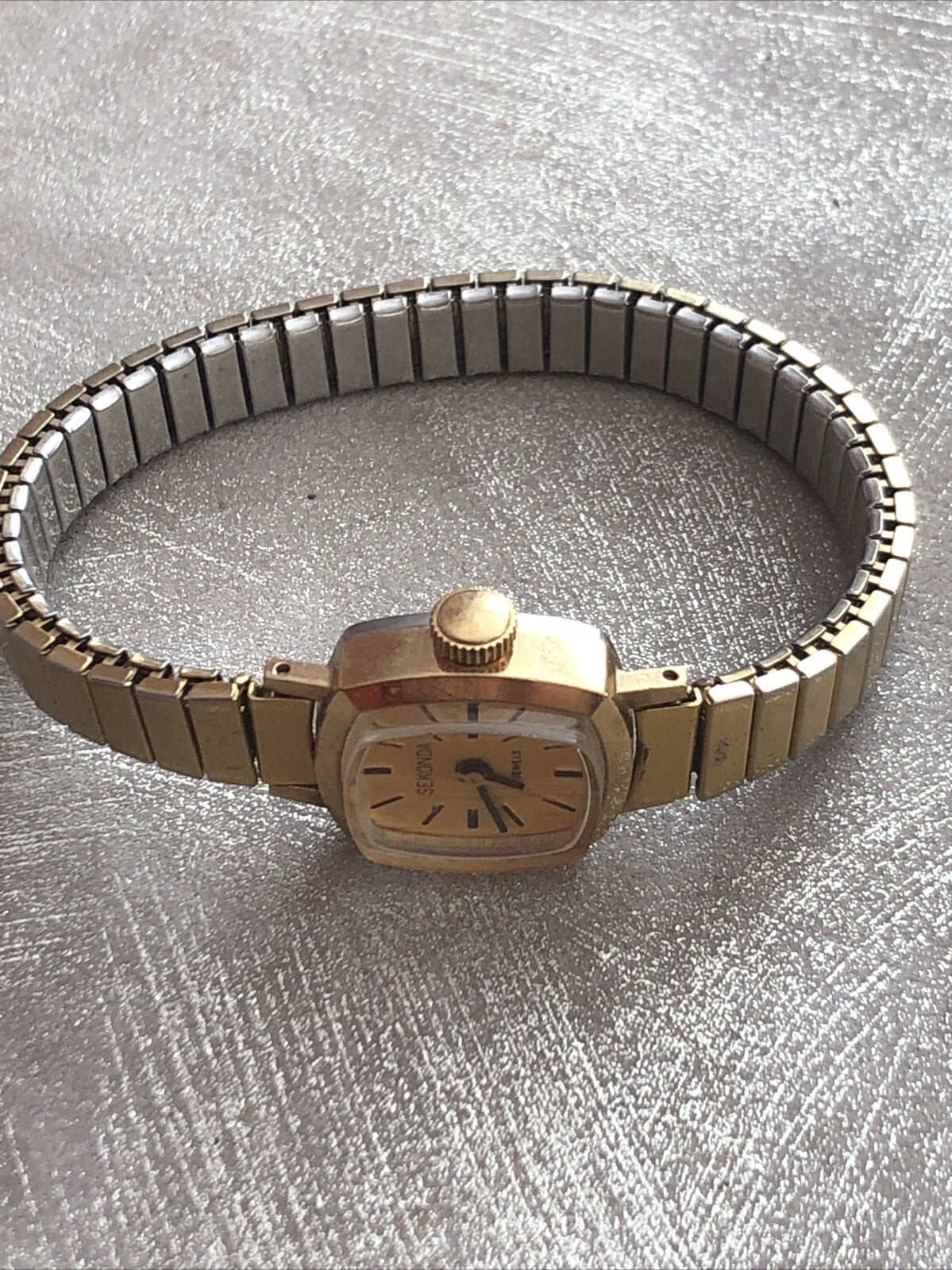 Ladies Sekonda Quartz Running Spares And Repairs