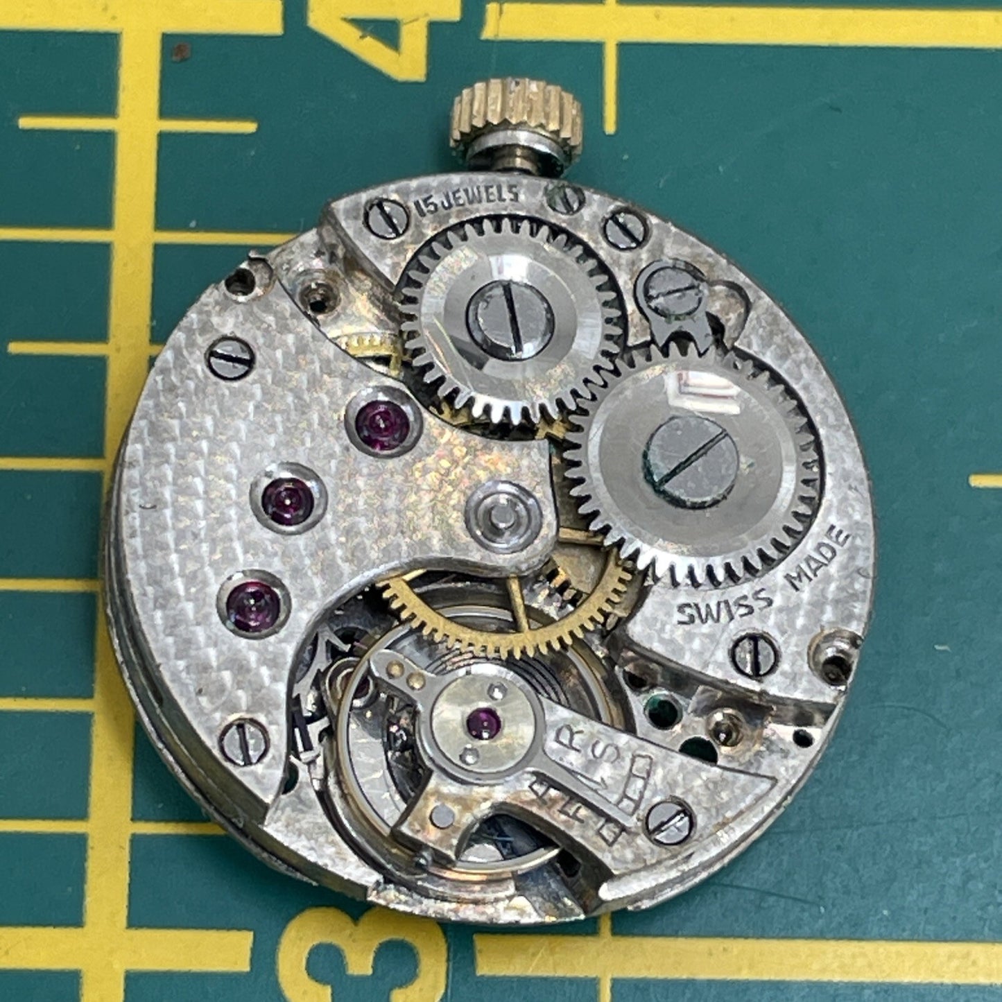 ETA 9.75 Ligne Full Watch Movement Ticking  For Spares Repair S24