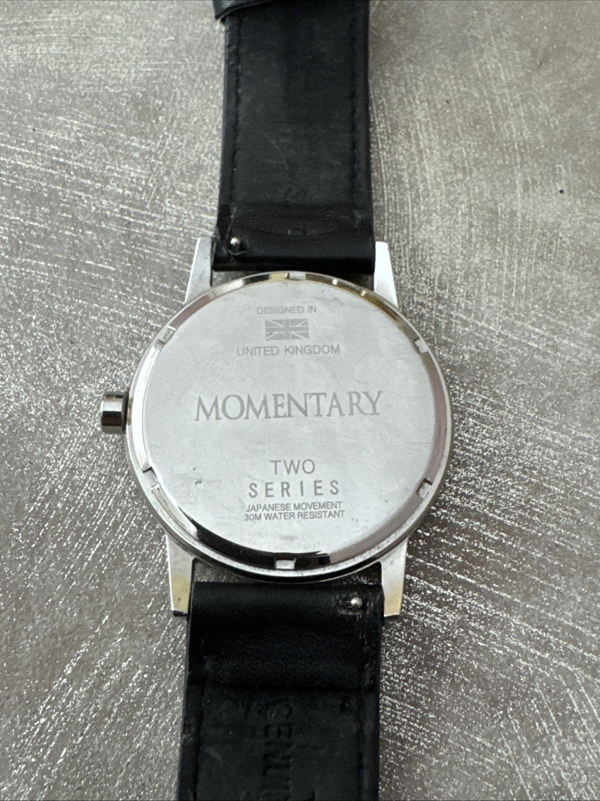 Mens Momentary Quartz Watch Seiko Movement New Battery 42mm