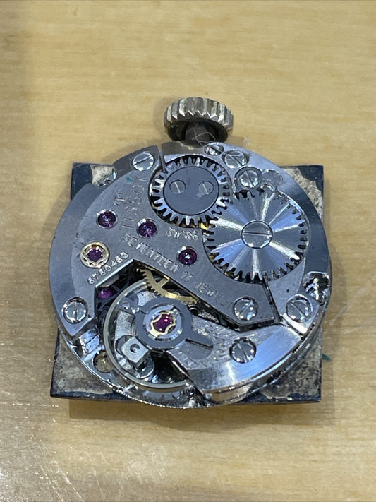 Tissot 709 Full Watch Movement for Parts Spares & Repair Ticking Ref FE