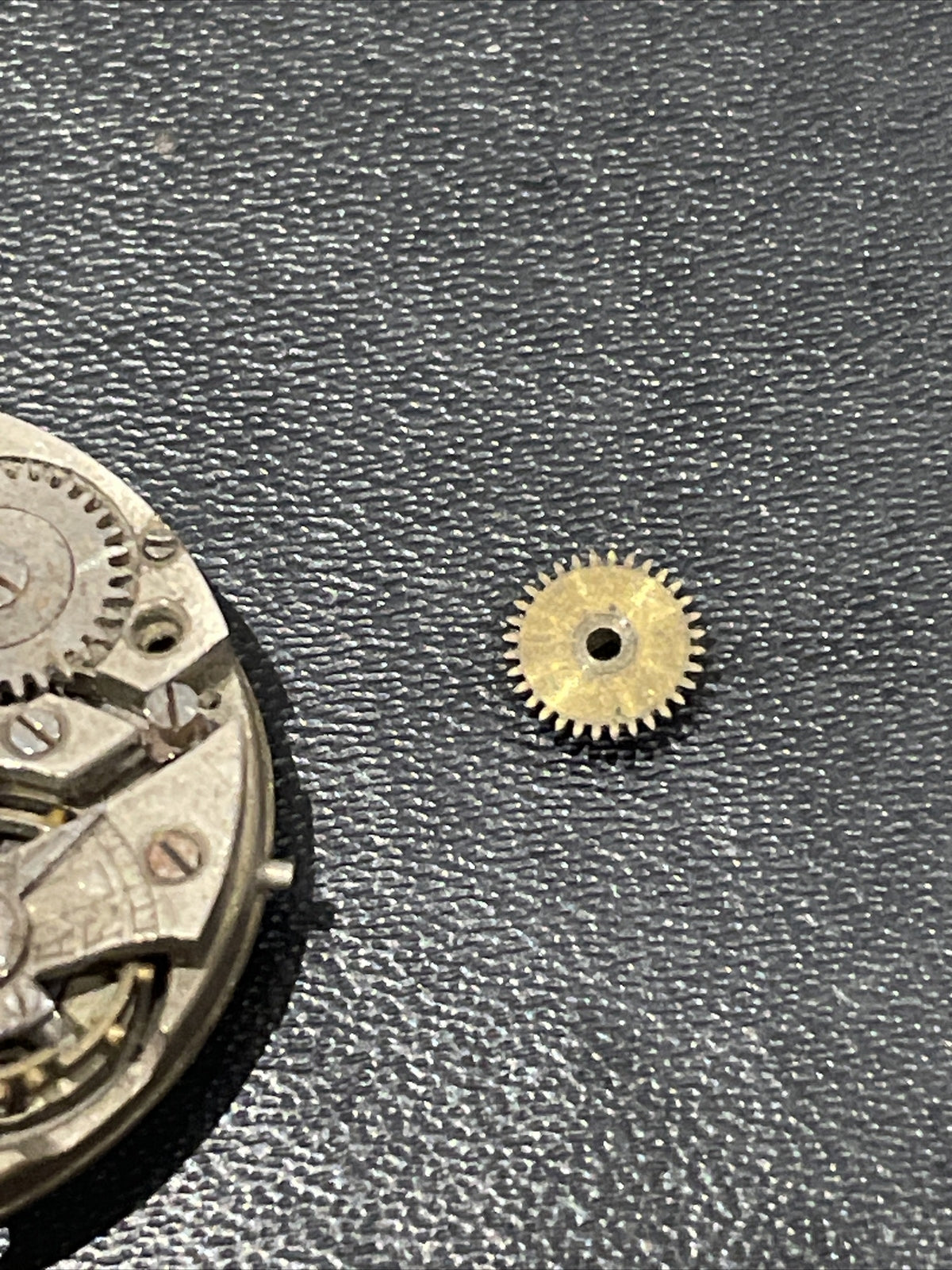 Early Font 9.75’’’ Movement  Ref LH