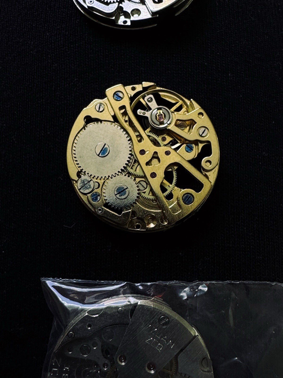 Job Lot Chinese Standard 27 Movements Ref LG0