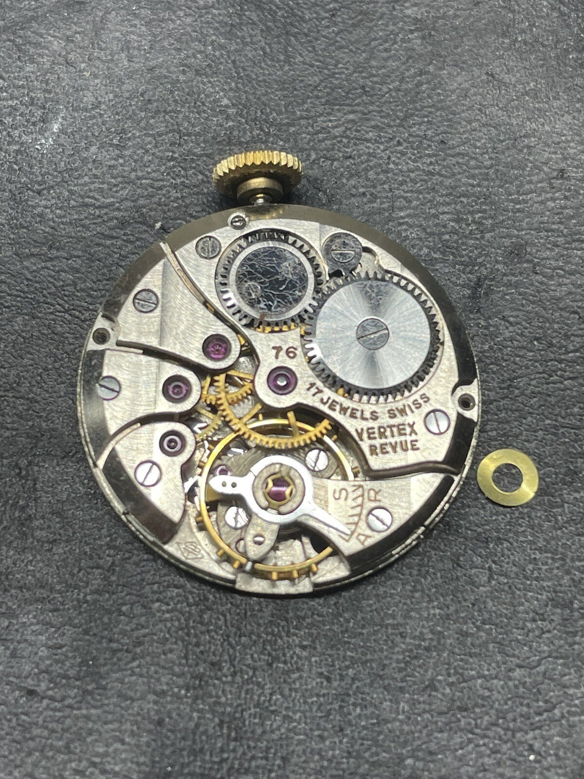 Revue 76 Movement Good Balance Running Fine For Parts Spares Or Repair Ref C2