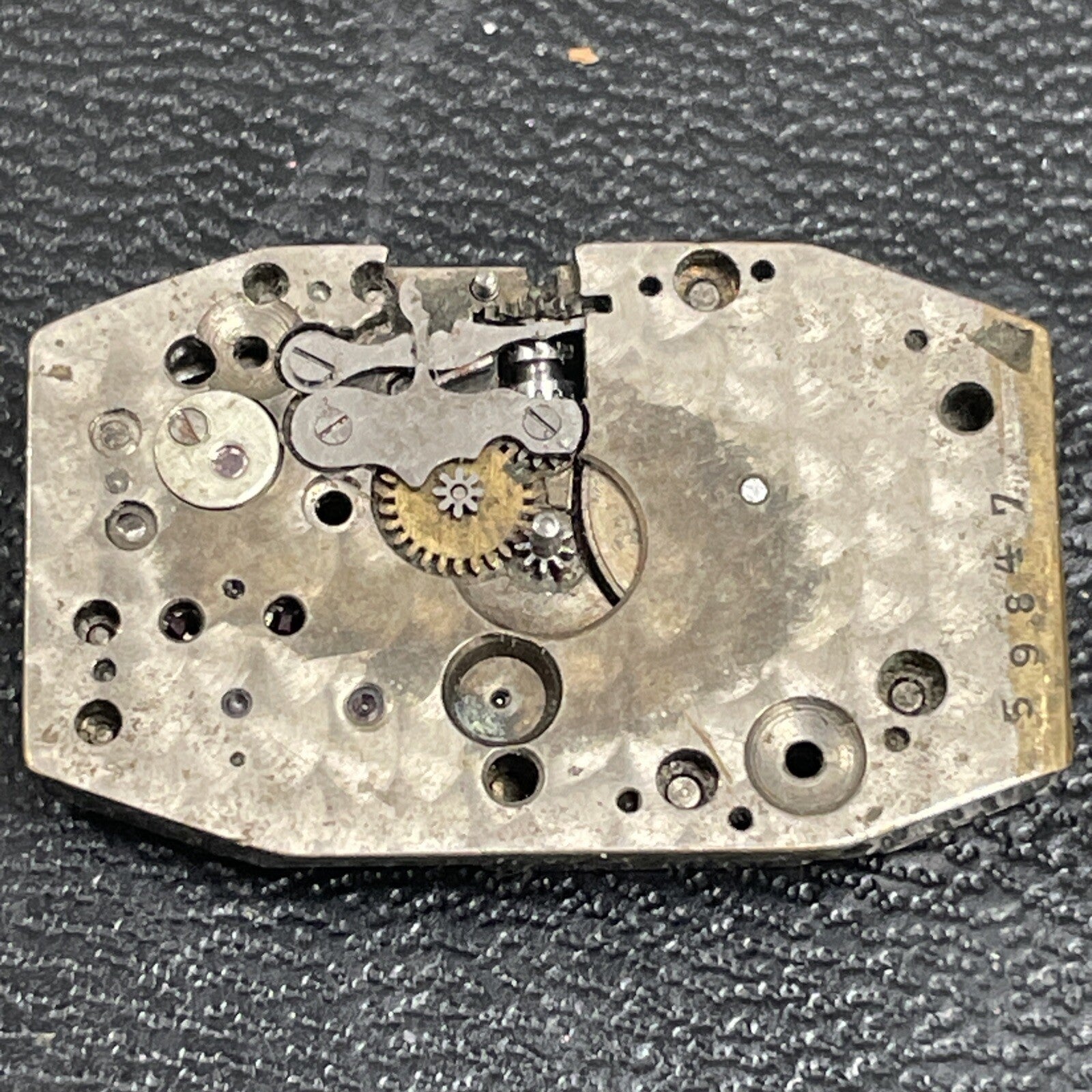 Felsa 60 - 66 (?) 25 X 15.5mm Movement Stiff Balance Ref Q51