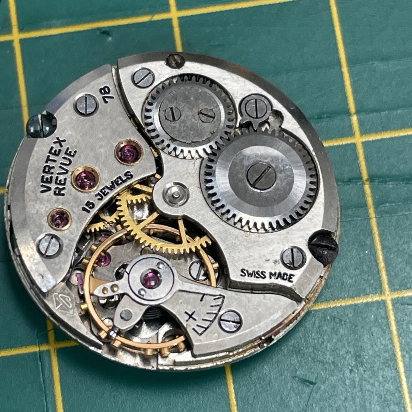 Revue 78 Full Movement Running Ref F32