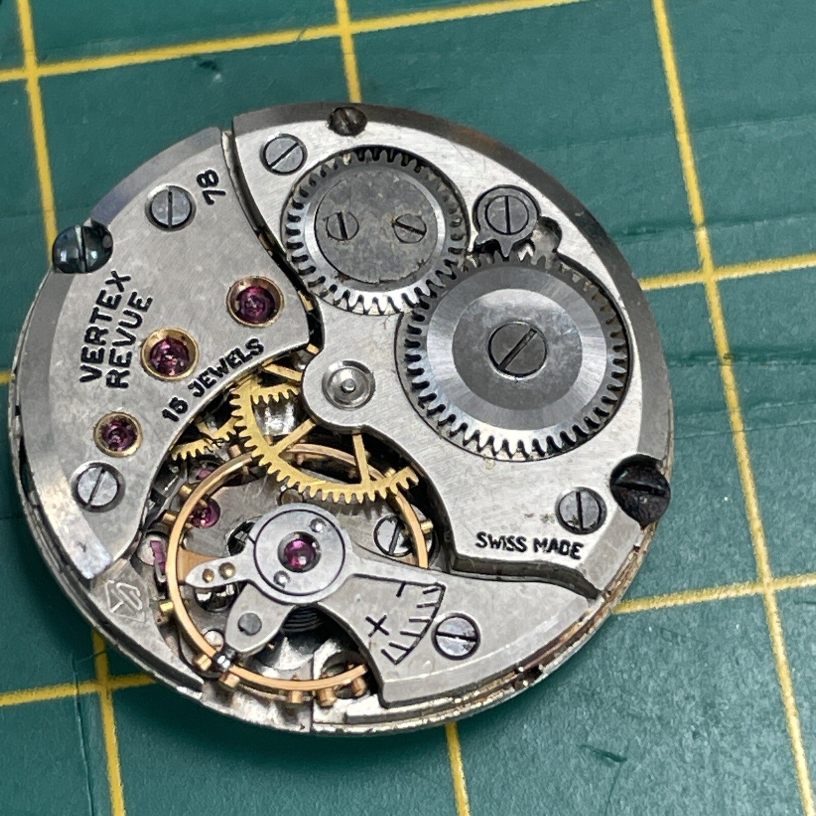 Revue 78 Full Movement Running Ref F32