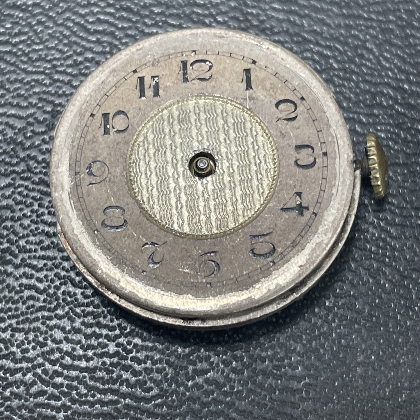 Gruen 715 Full Movement Ticks Briefly Ref LG15-28