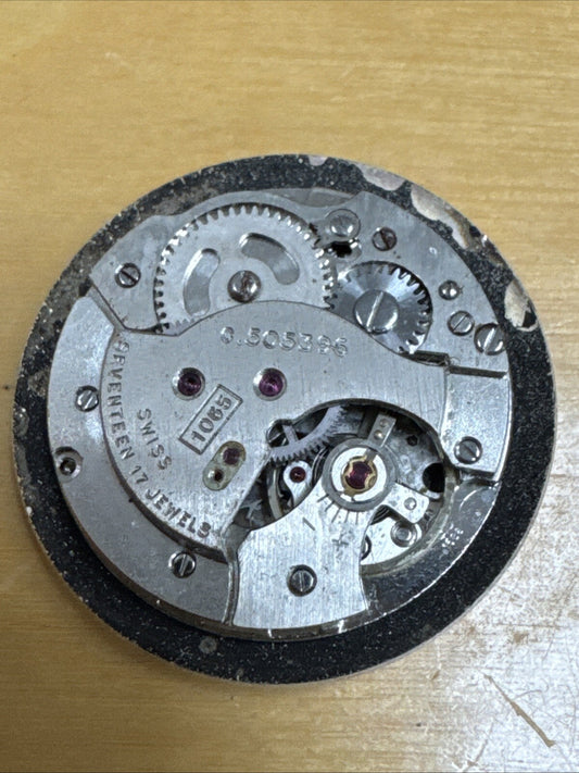 AS 1686 Movement For Parts Ref N111