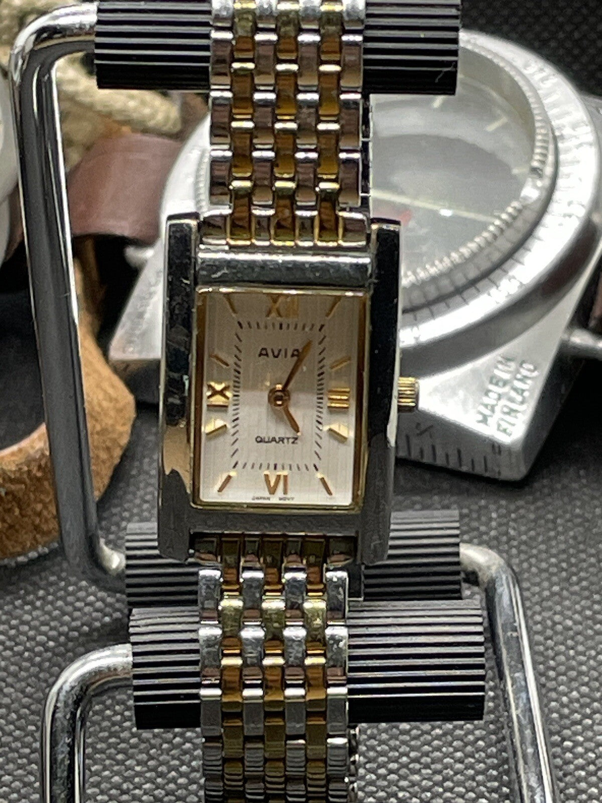 Avia Ladies Tank Watch Bi Metal New Battery Fitted