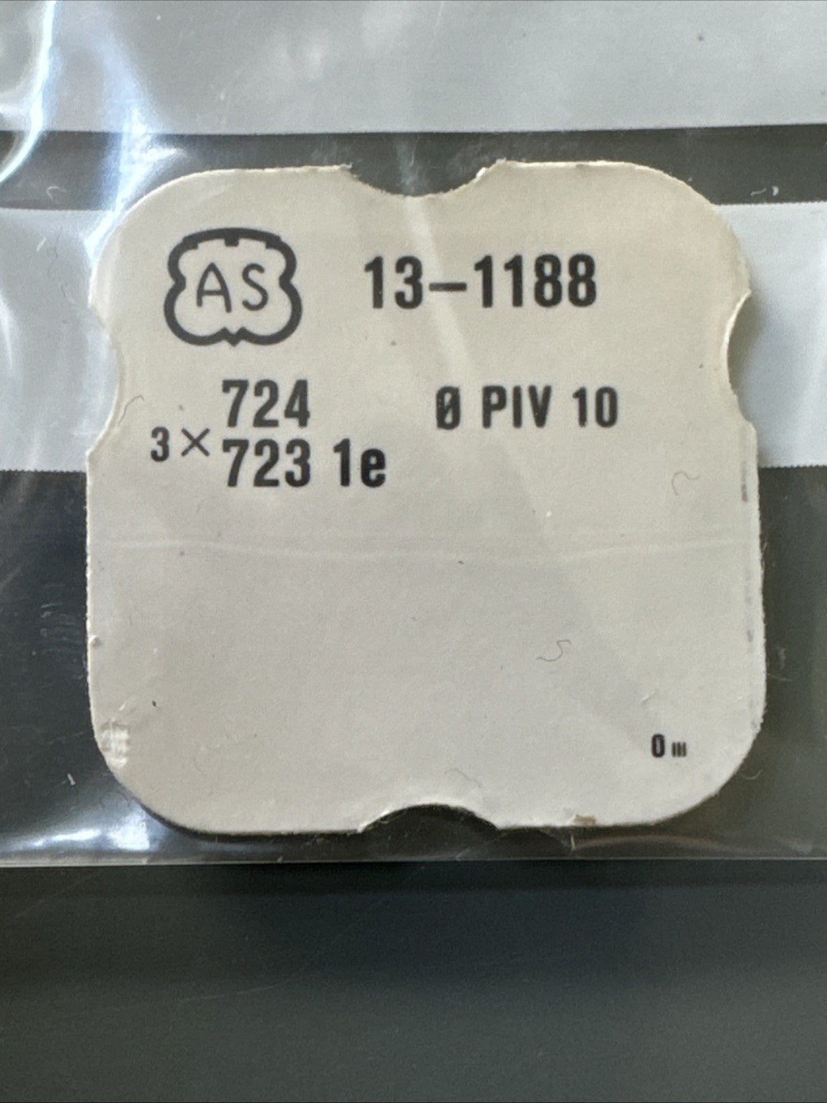 AS 1188 Balance Staff X1 Ref LG11-24