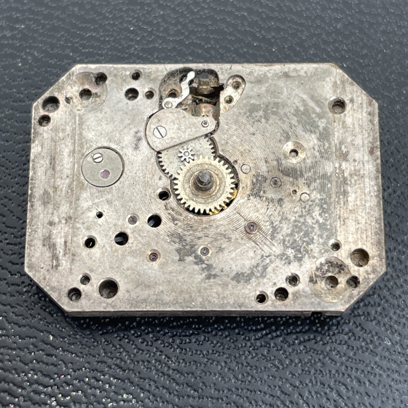 Revue 54 Partial Movement Good Balance Ref Q13