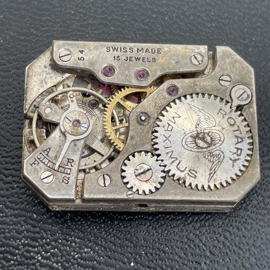 Revue 54 Partial Movement Good Balance Ref Q13