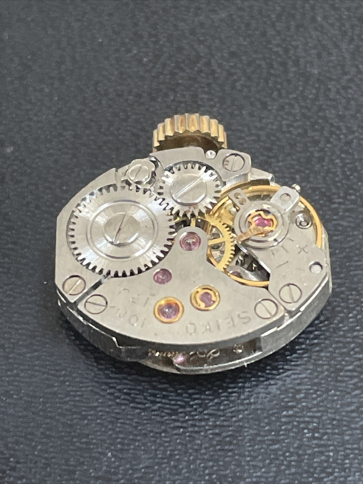 Seiko 10M Ticking Movement Good Balance Ref J19