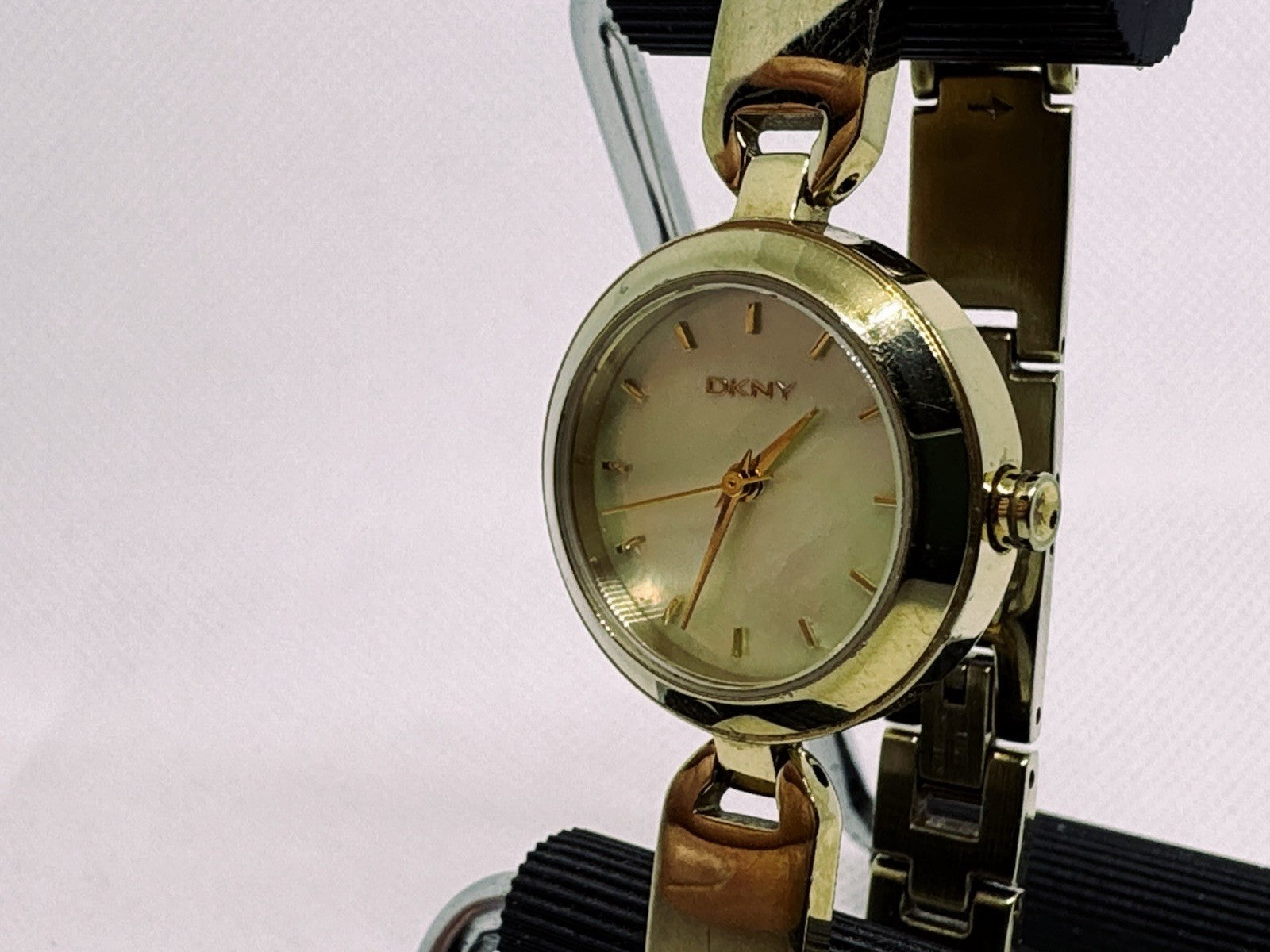 Ladies DKNY Watch MOP Dial New Battery