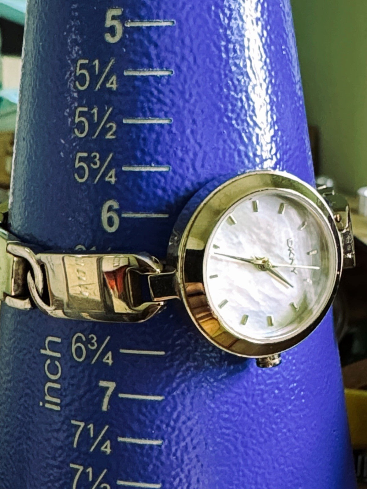 Ladies DKNY Watch MOP Dial New Battery