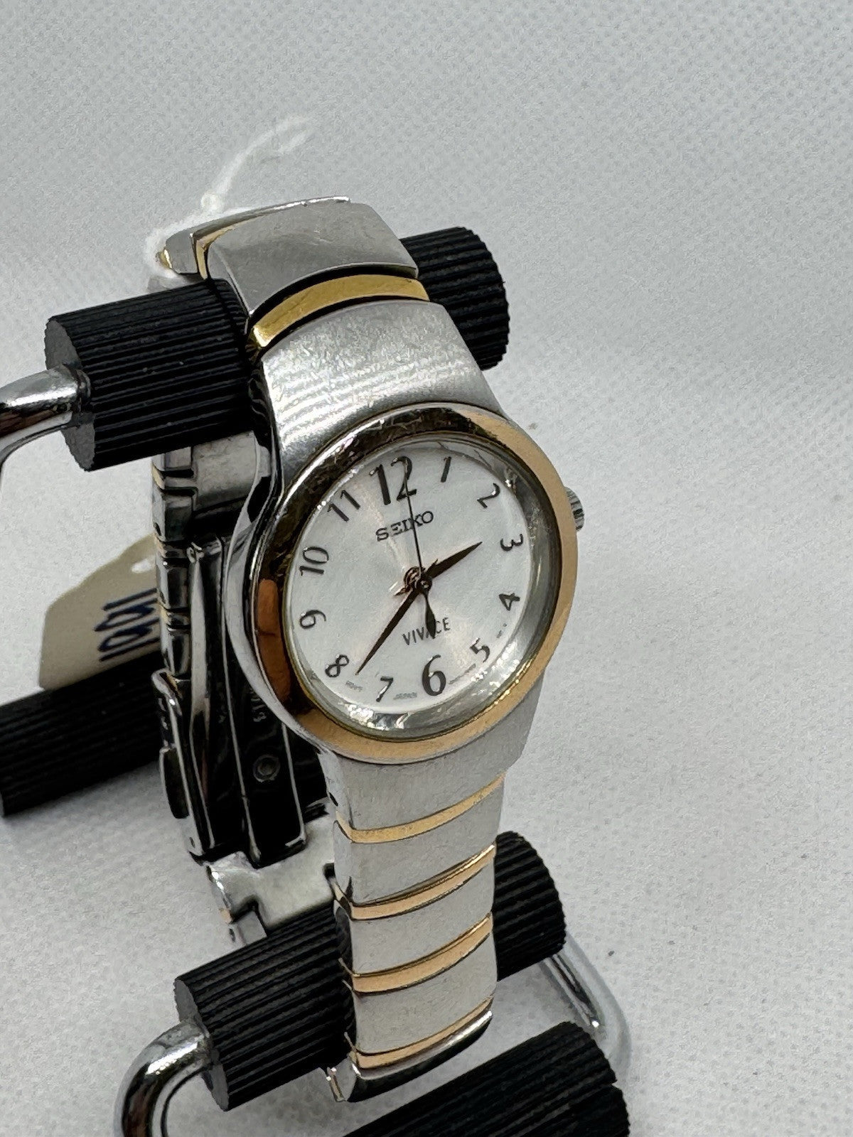 Ladies Seiko Vivace Bracelet Watch New Battery Ca 1991