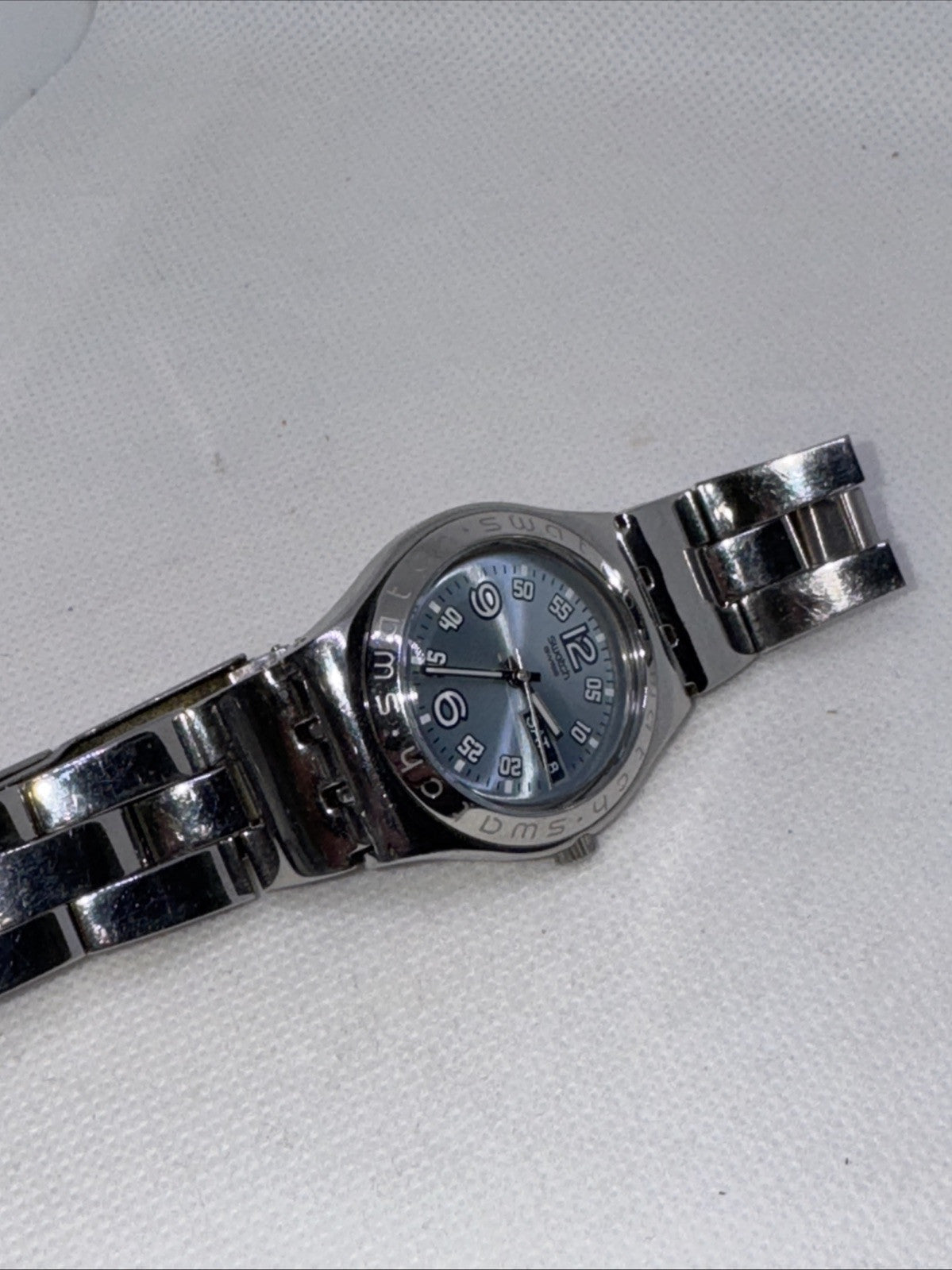 Ladies Swatch Irony Bracelet Watch New Battery Ca 2009