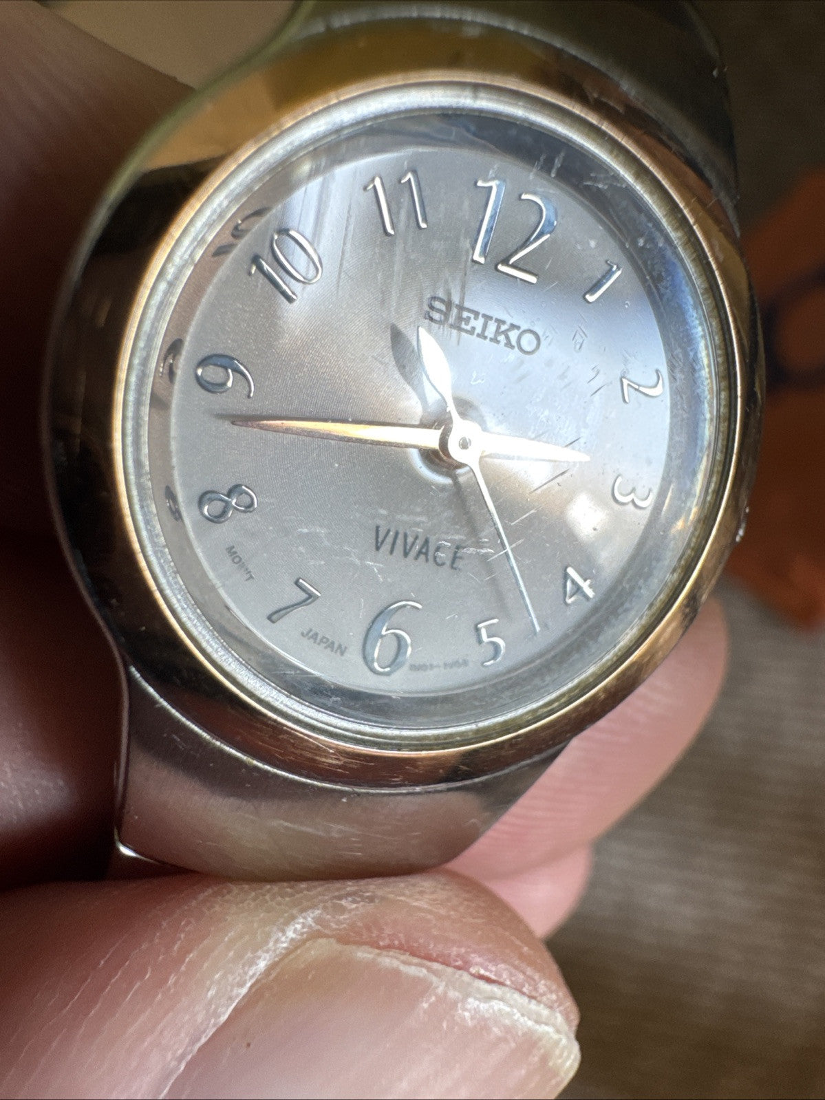 Ladies Seiko Vivace Bracelet Watch New Battery Ca 1991