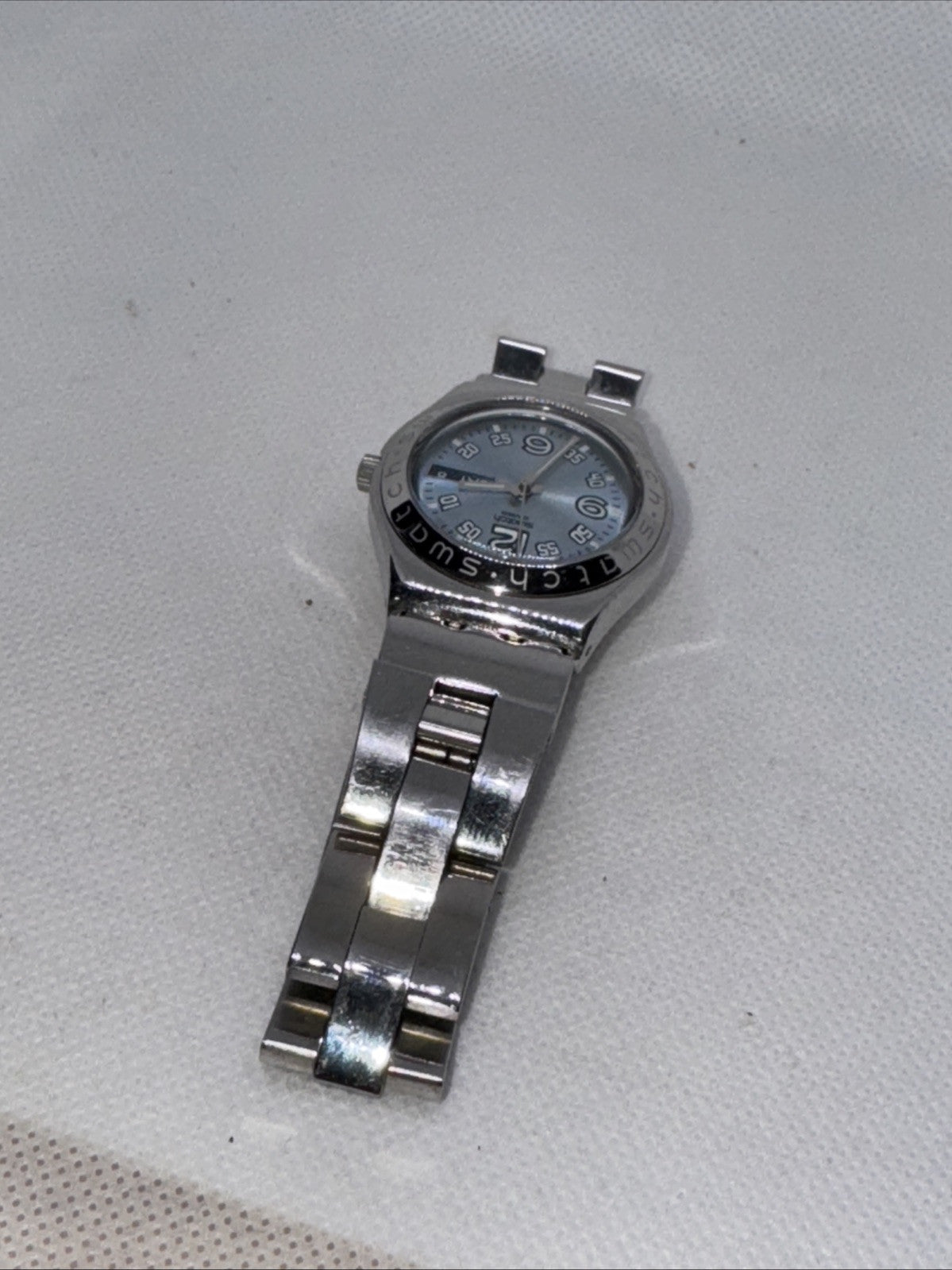 Ladies Swatch Irony Bracelet Watch New Battery Ca 2009